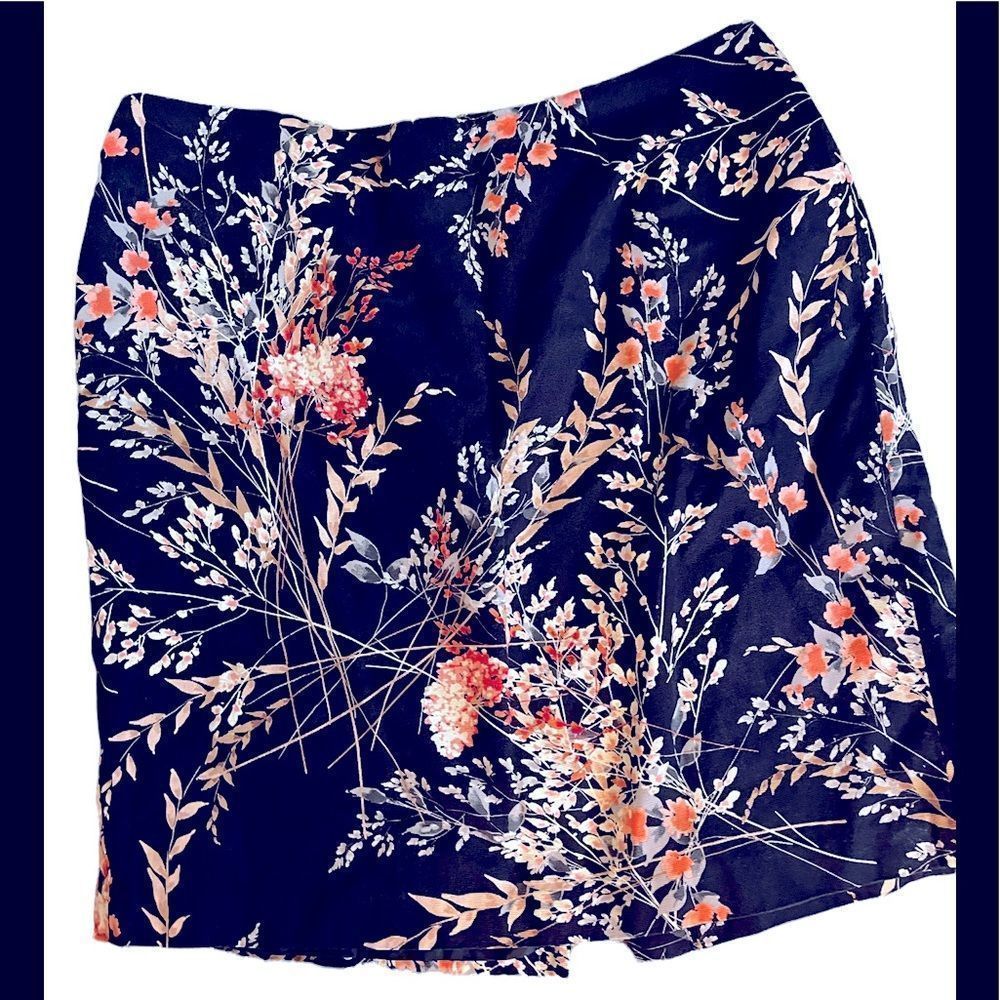 Talbots size 20 floral lined skirt